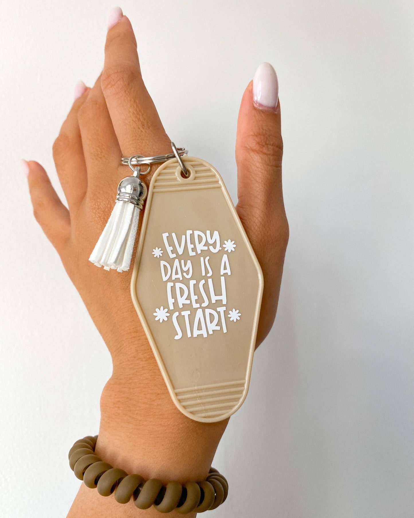 Every Day is a Fresh Start Vintage Motel Keychain